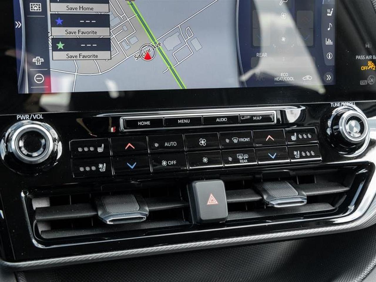 2021 Toyota Highlander Hybrid Limited AWD Navi | Pano Sunroof | JBL Audio | Wireless Charging | Limited Photo