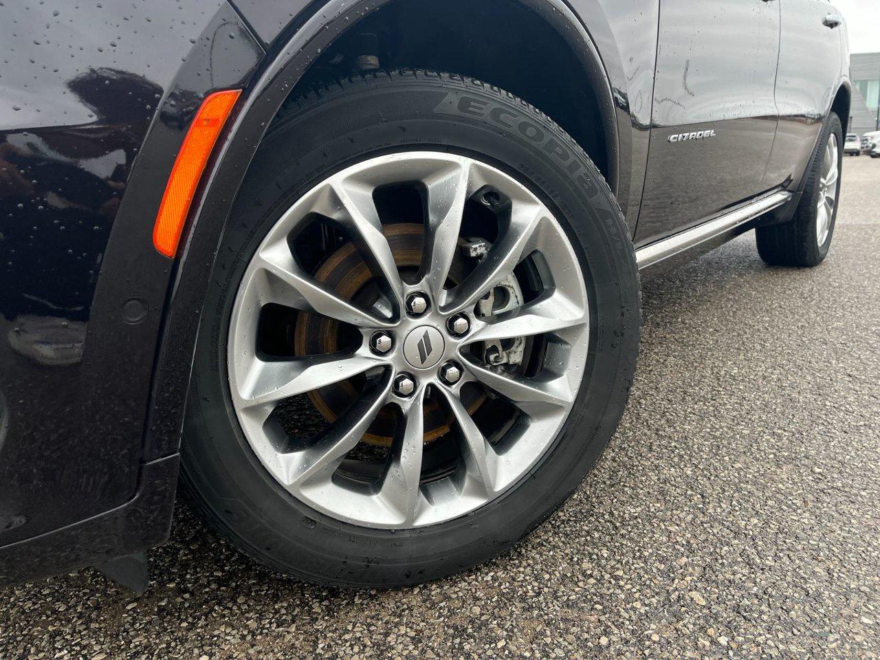 2024 Dodge Durango Citadel AWD Photo2