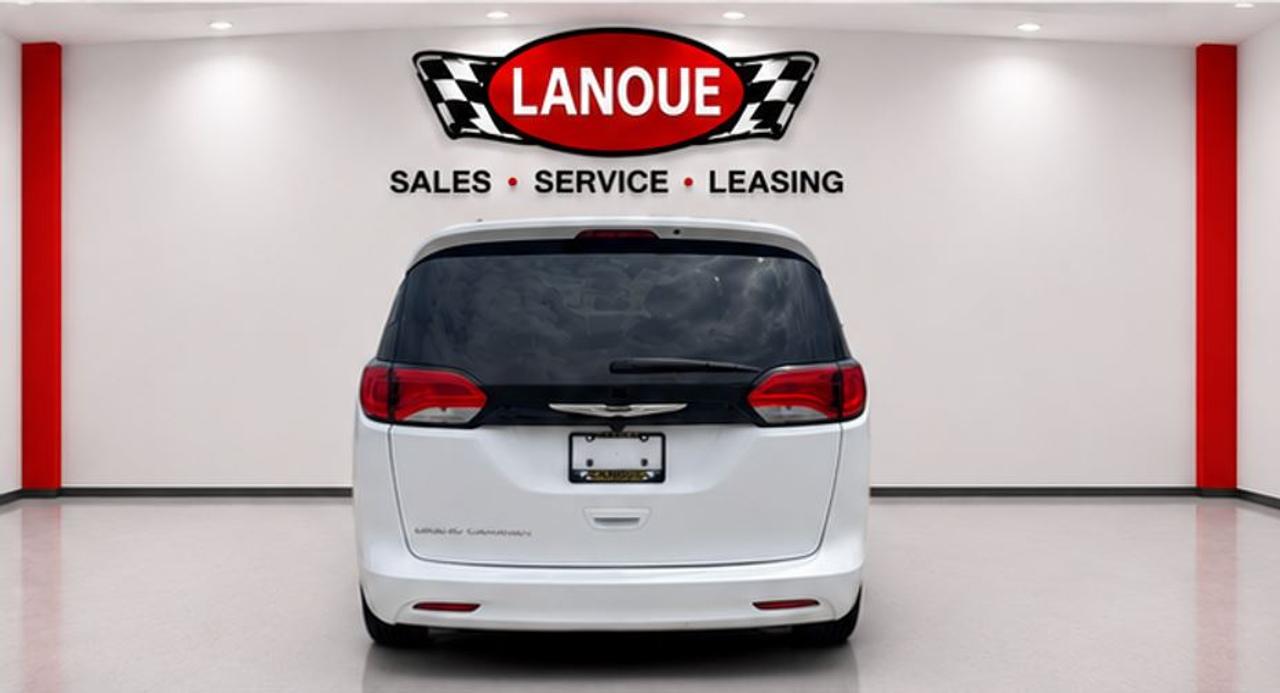 2024 Chrysler Grand Caravan SXT Photo