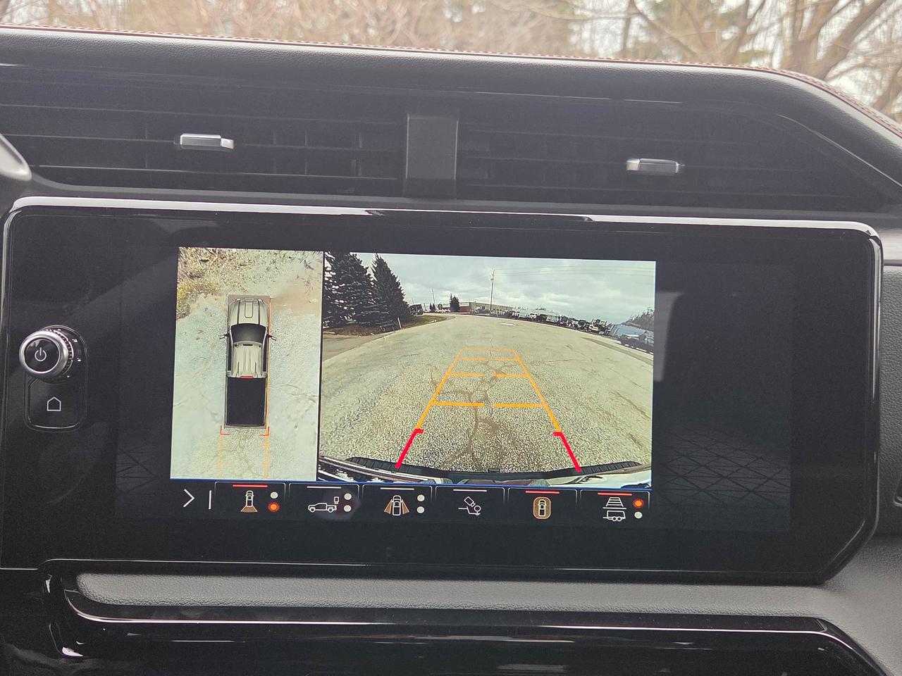 2026 GMC Sierra 3500HD AT4 Photo