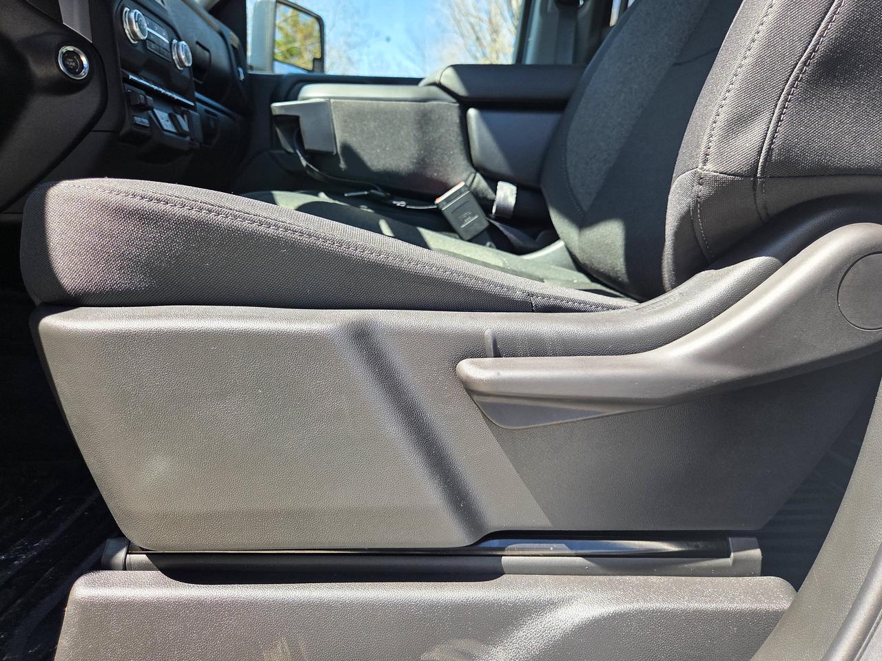 2026 GMC SIERRA 2500HD Pro Photo