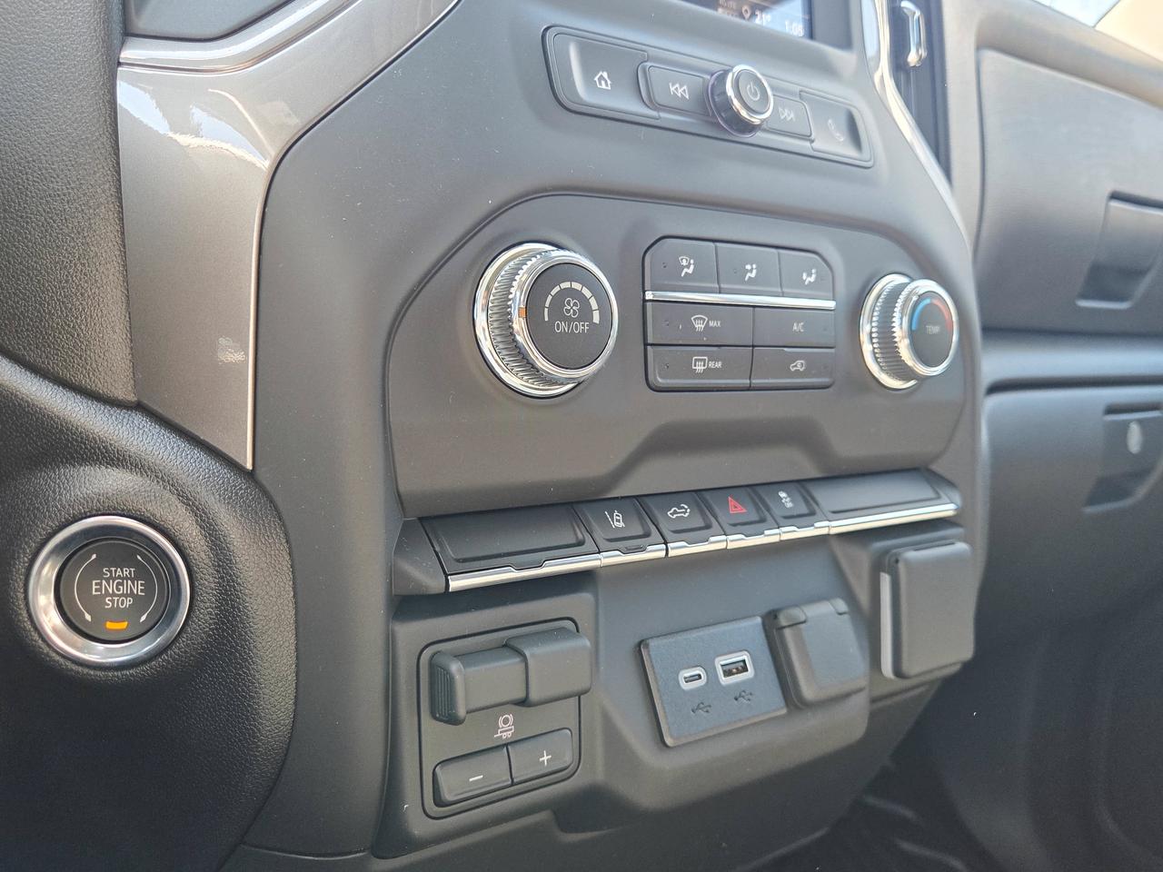 2026 GMC SIERRA 2500HD Pro Photo