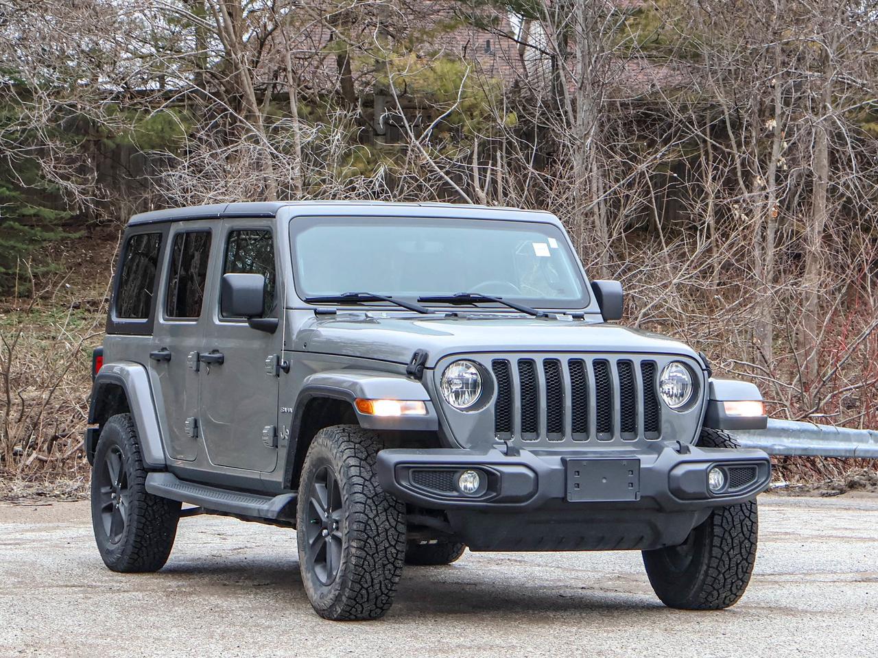 2018 Jeep WRANGLER UNLIMITED Sahara Photo