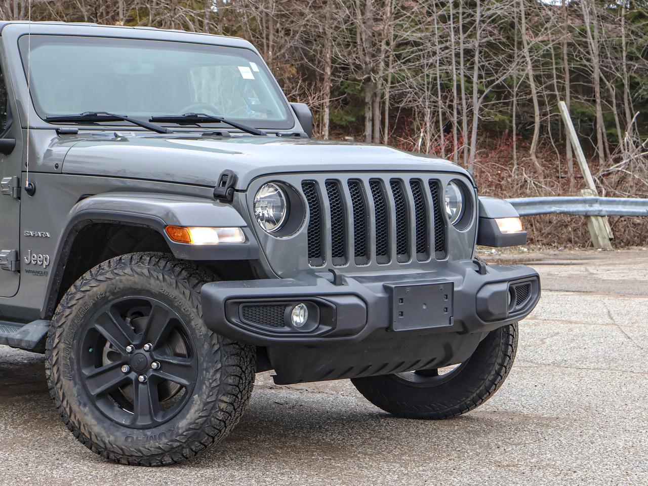 2018 Jeep WRANGLER UNLIMITED Sahara Photo