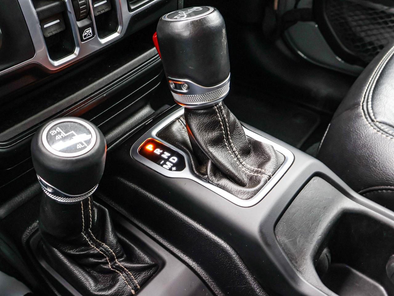 2018 Jeep WRANGLER UNLIMITED Sahara Photo