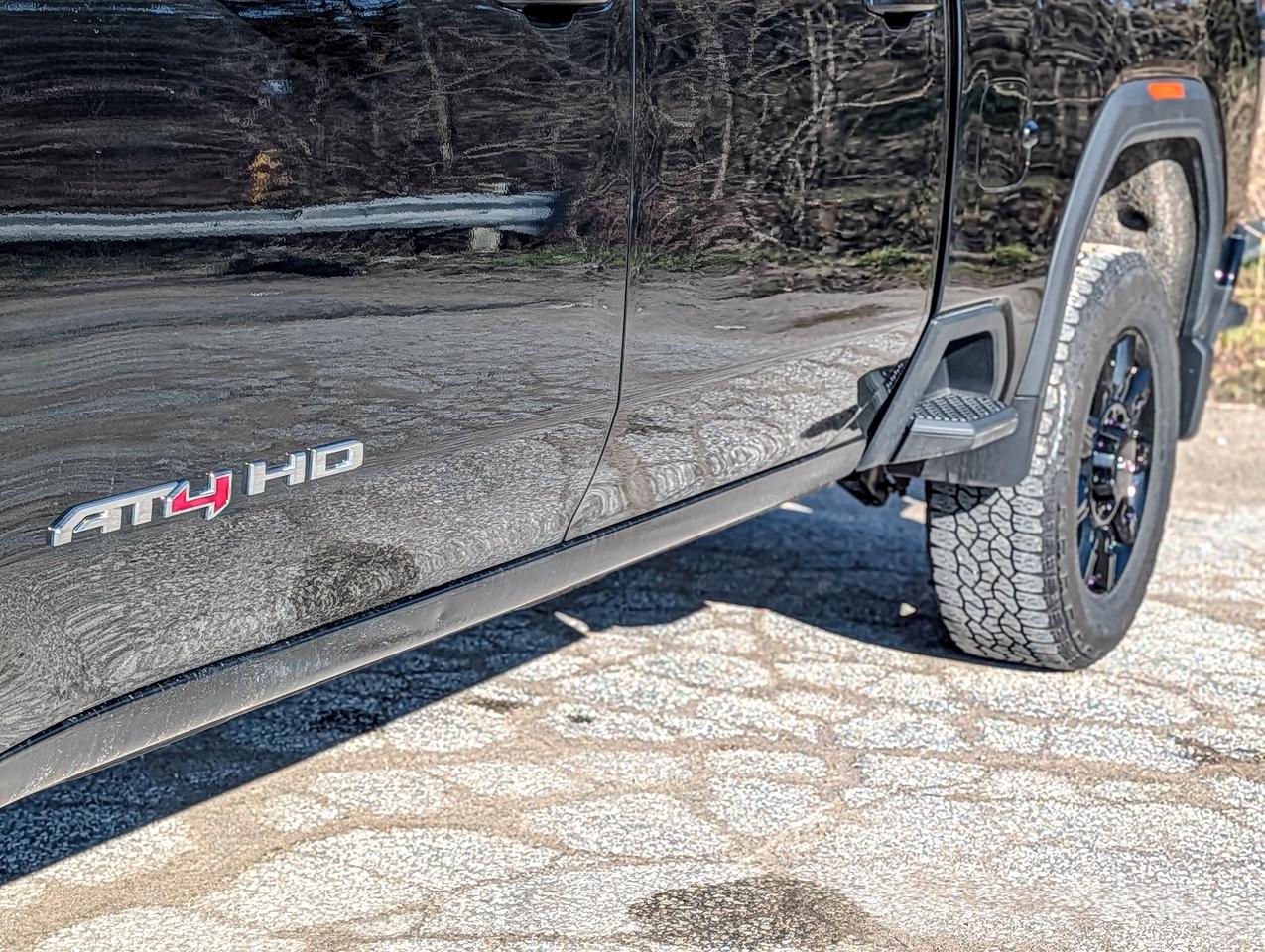 2025 GMC SIERRA 2500HD AT4 Photo