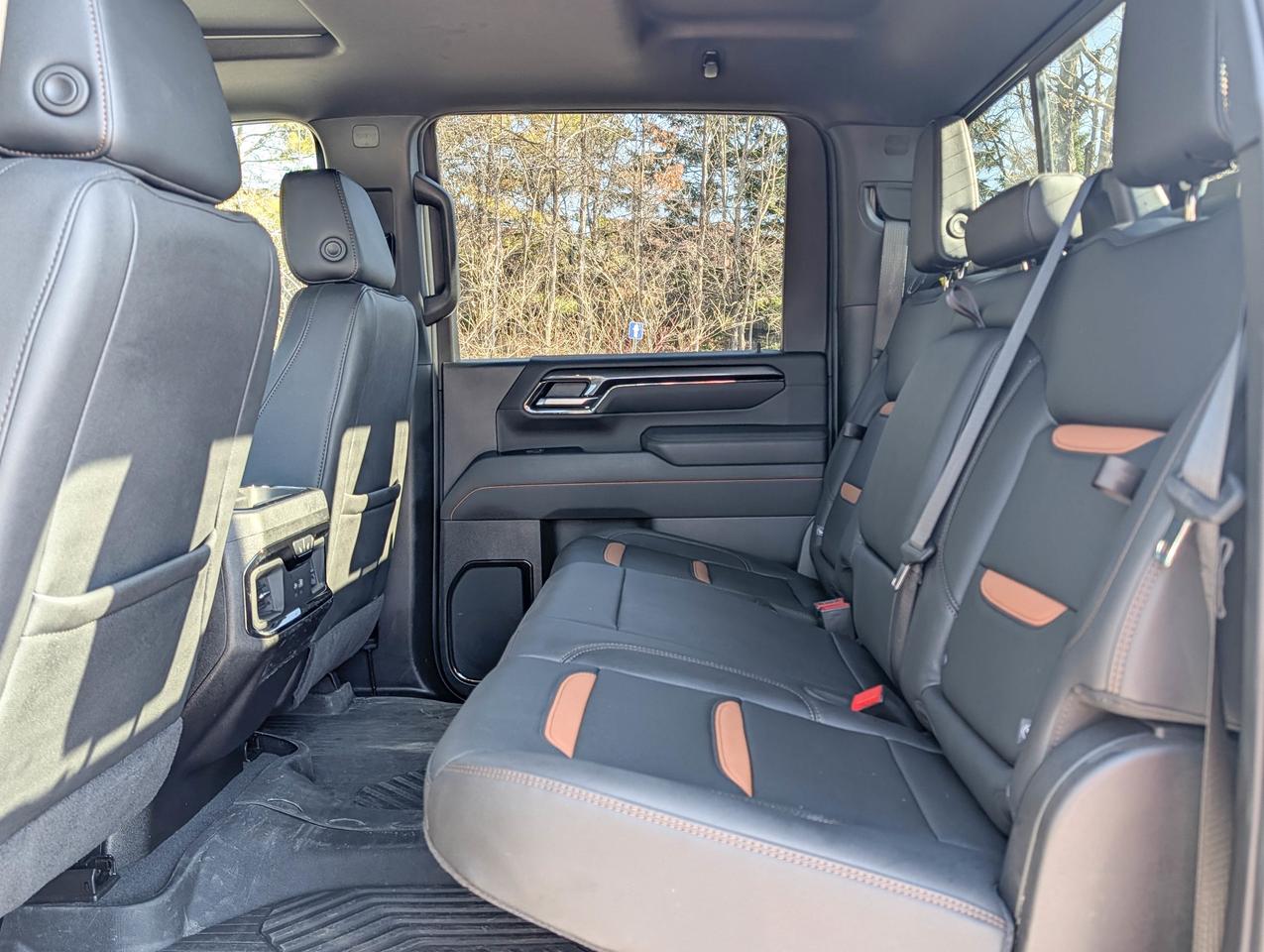 2025 GMC SIERRA 2500HD AT4 Photo
