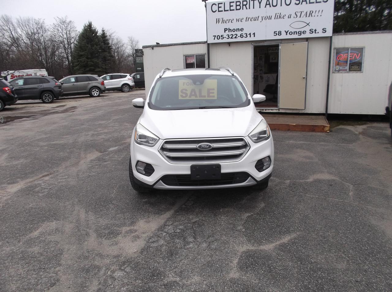 2017 Ford Escape AWD  TITANIUM Photo