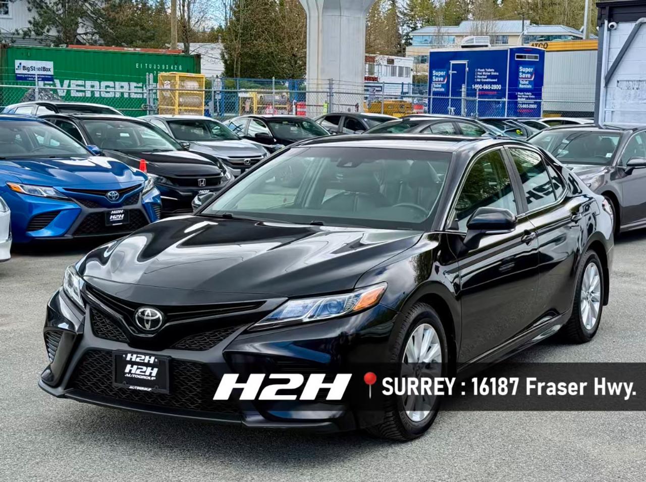 2018 Toyota Camry FINANCING AVAILABLE Photo1