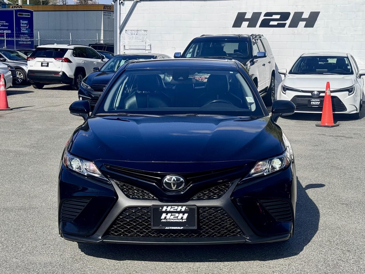2019 Toyota Camry FINANCING AVAILABLE Photo2