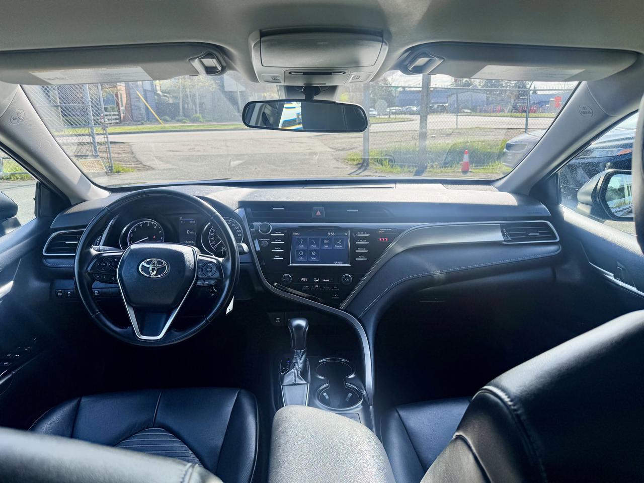 2019 Toyota Camry FINANCING AVAILABLE Photo10