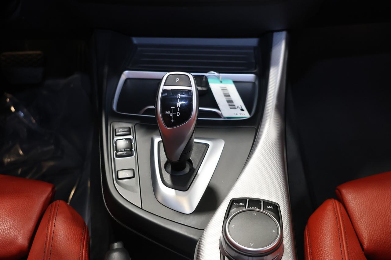 2021 BMW M240i M240i xDrive - LOW KM|SUNROOF|NAVI|CAMERA Photo