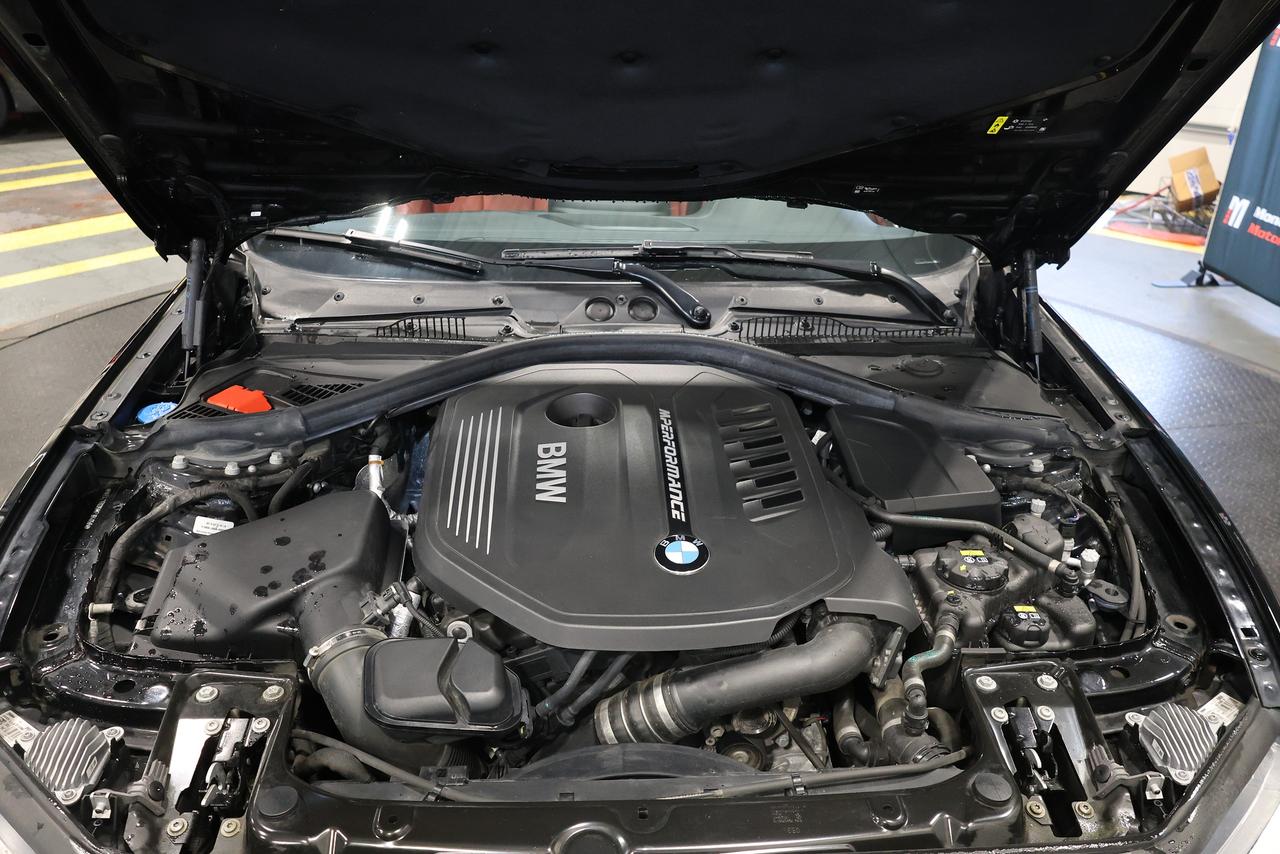2021 BMW M240i M240i xDrive - LOW KM|SUNROOF|NAVI|CAMERA Photo