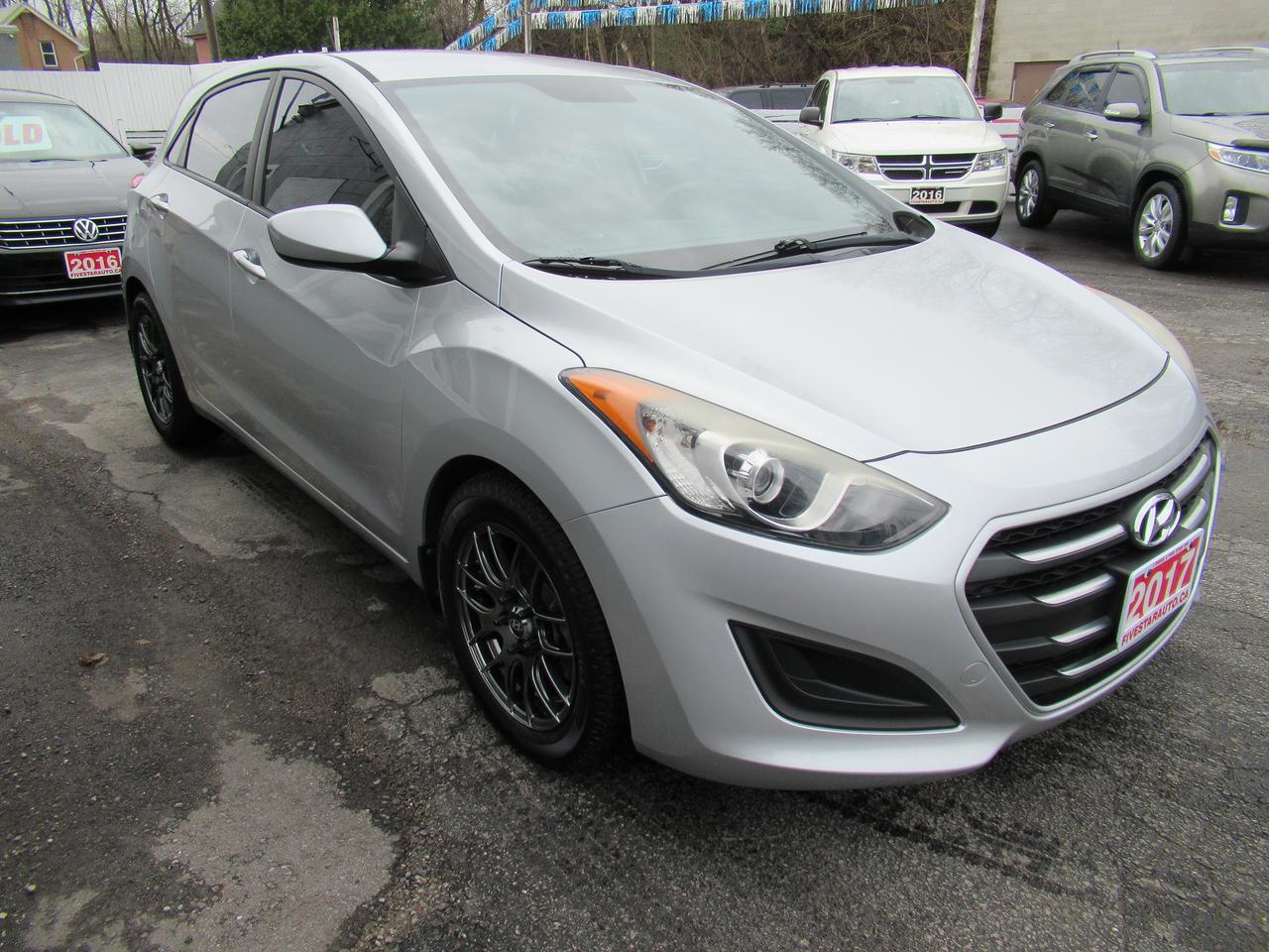 2016 Hyundai Elantra GT GL Photo