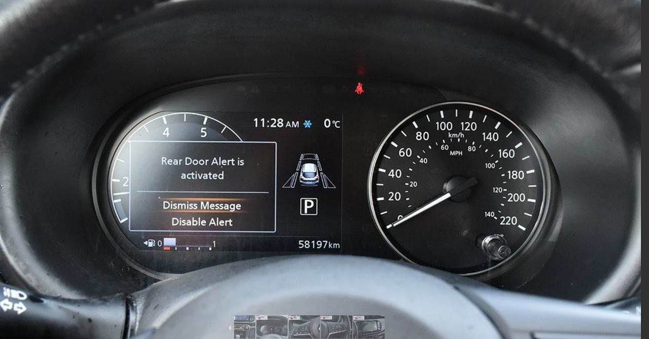 2021 Nissan Kicks SV Photo