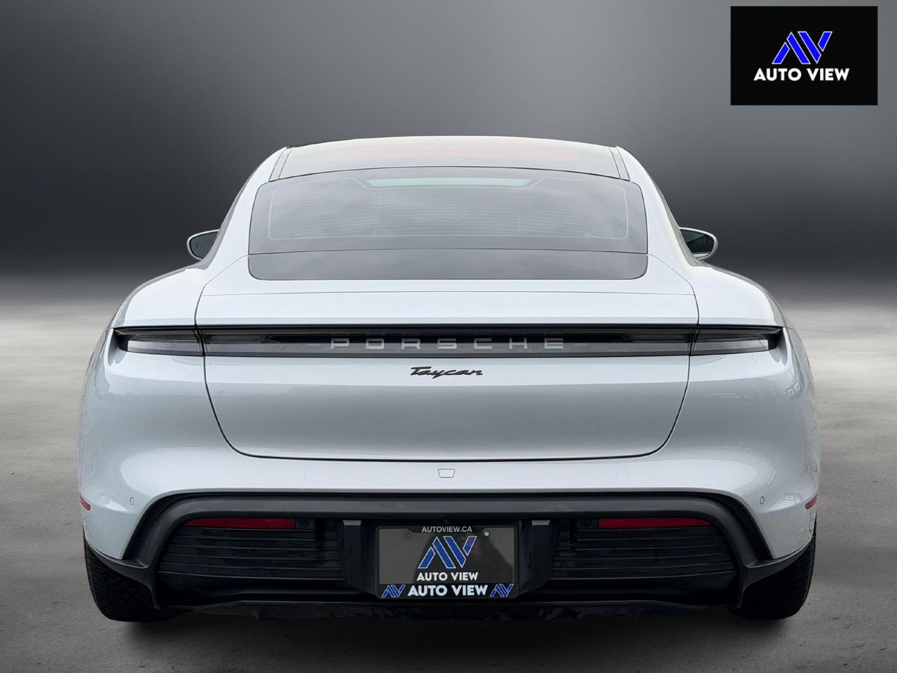 2021 Porsche Taycan Base **PREMIUM PACKAGE** Photo