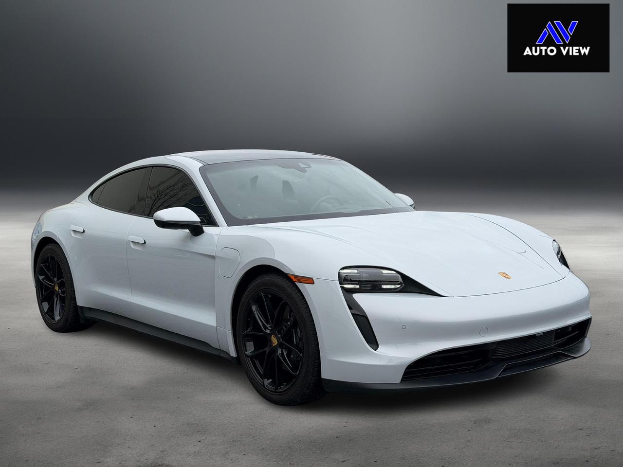 2021 Porsche Taycan Base **PREMIUM PACKAGE** Photo