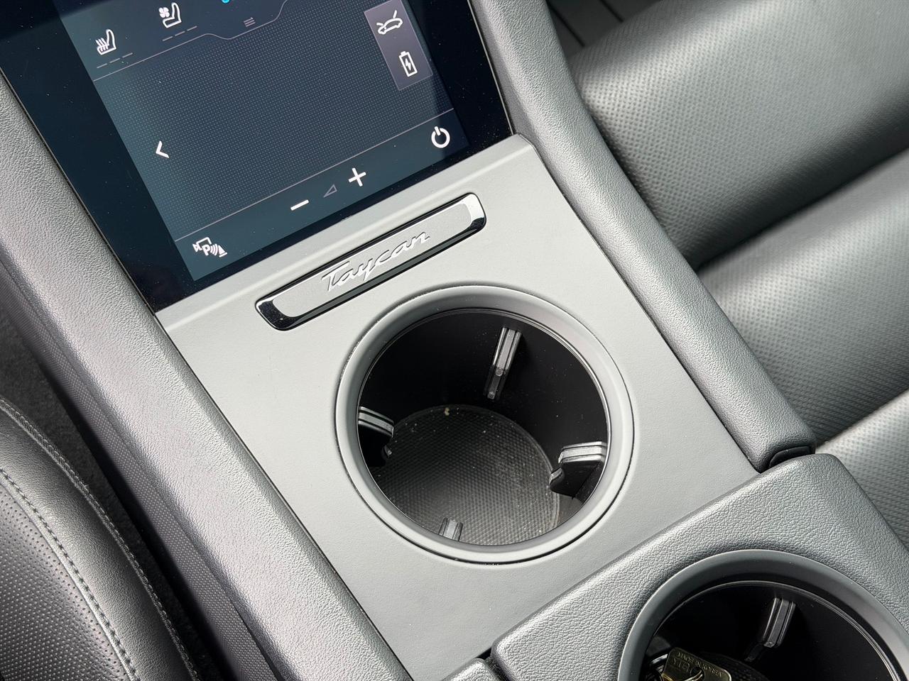 2021 Porsche Taycan Base **PREMIUM PACKAGE** Photo