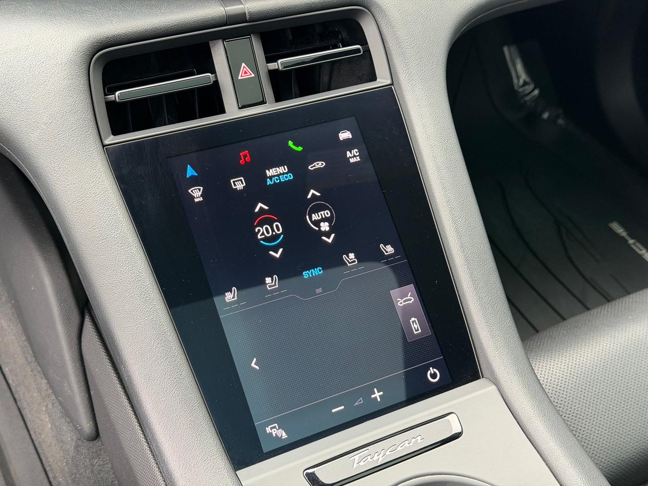 2021 Porsche Taycan Base **PREMIUM PACKAGE** Photo