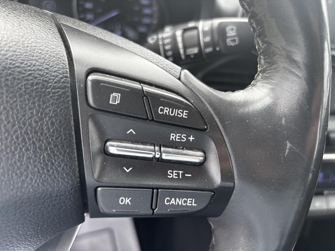 2018 Hyundai Elantra GT GLS, Panoramic Roof, Back-Up-Camera, Push Start Photo