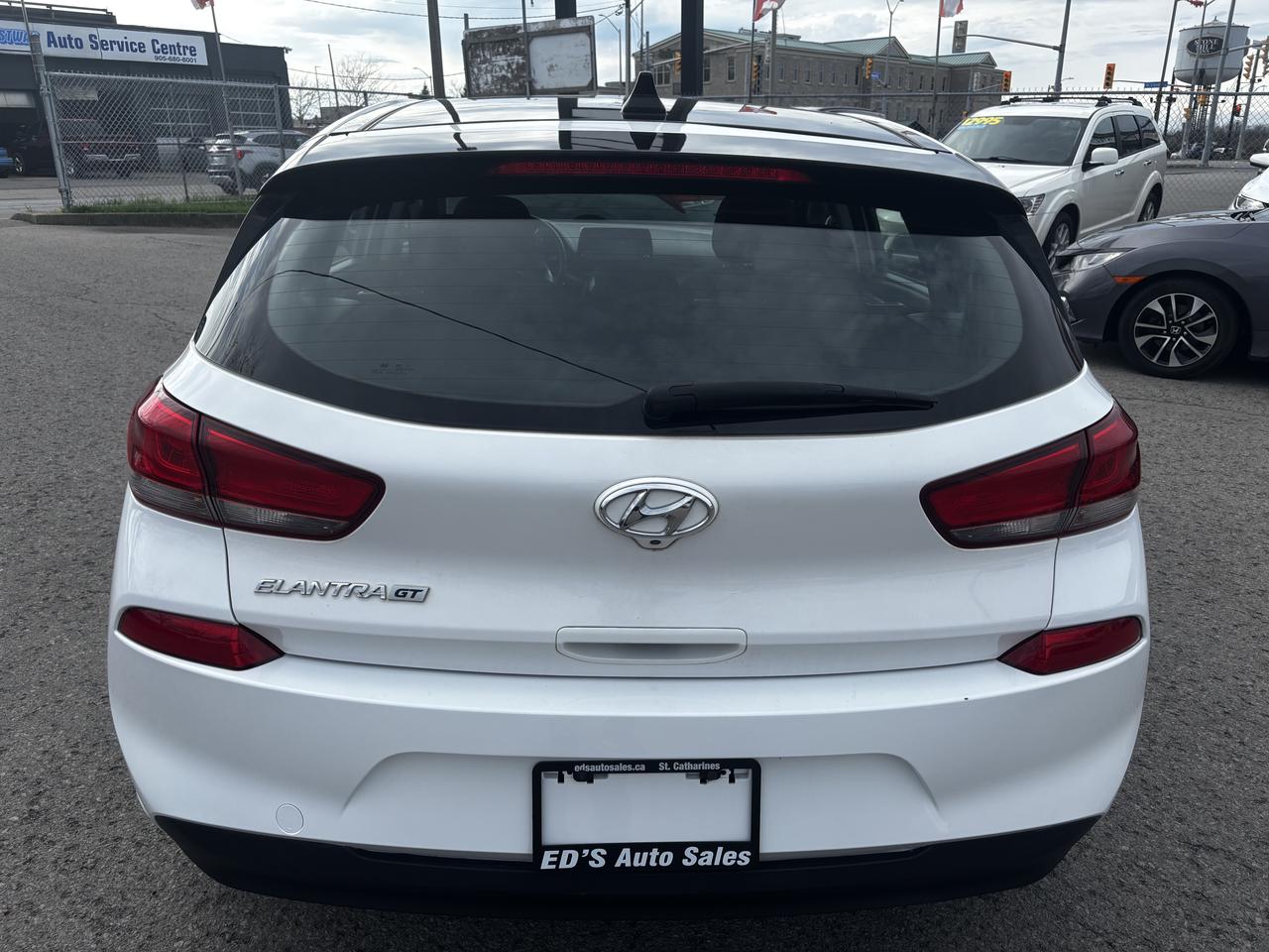 2018 Hyundai Elantra GT GLS, Panoramic Roof, Back-Up-Camera, Push Start Photo