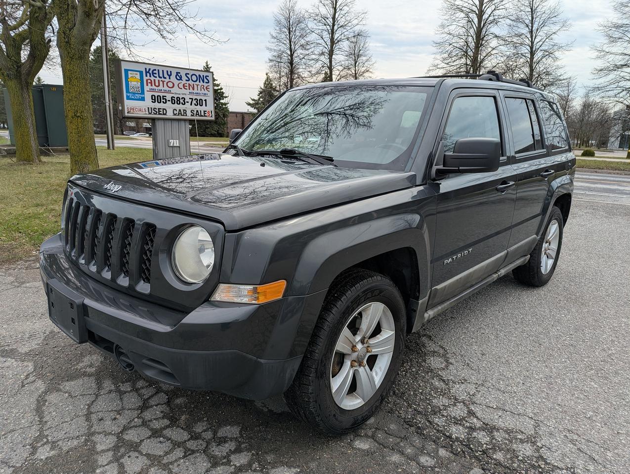 2011 Jeep Patriot "One OWNER 4X4 SUV" certified + FREE 6M warranty Photo0