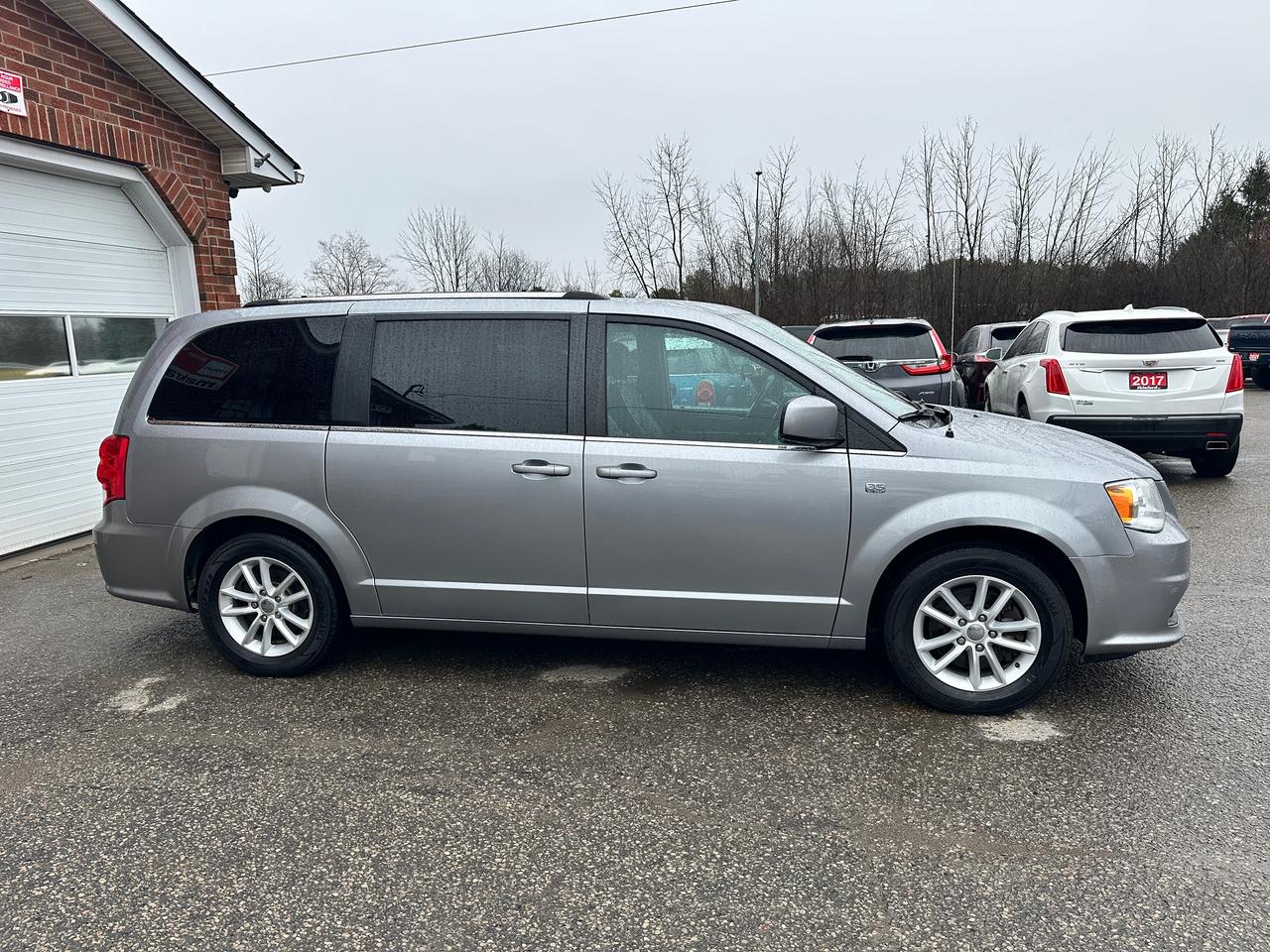 2019 Dodge Grand Caravan 35thAnniv. Leather Stow'N'Go BackupCam RemStart XM Photo