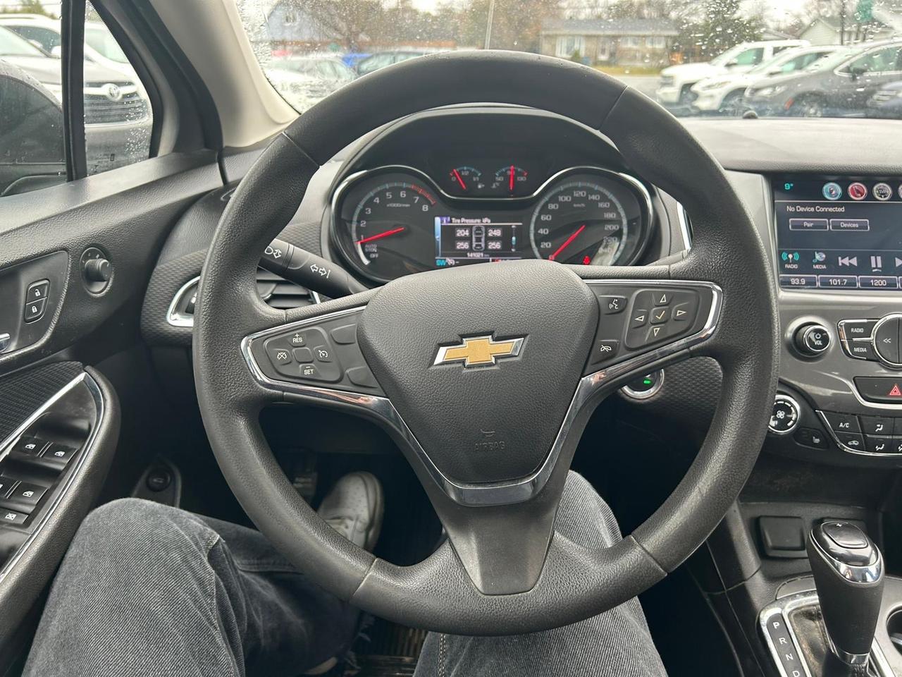 2016 Chevrolet Cruze LT Photo