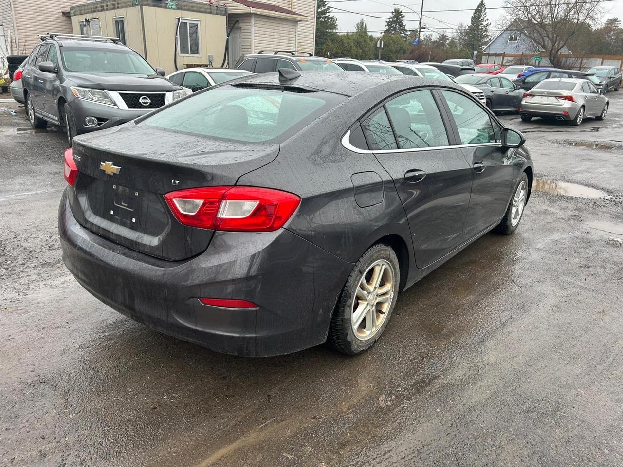 2016 Chevrolet Cruze LT Photo
