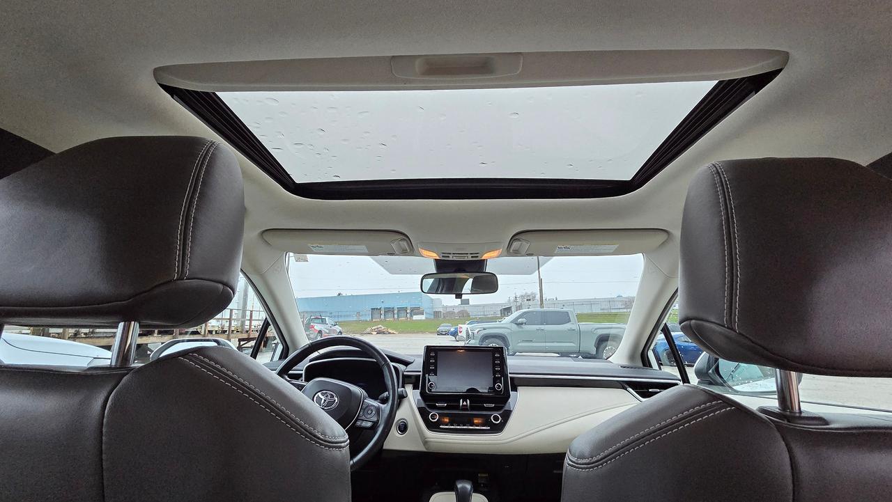 2020 Toyota Corolla XLE Photo