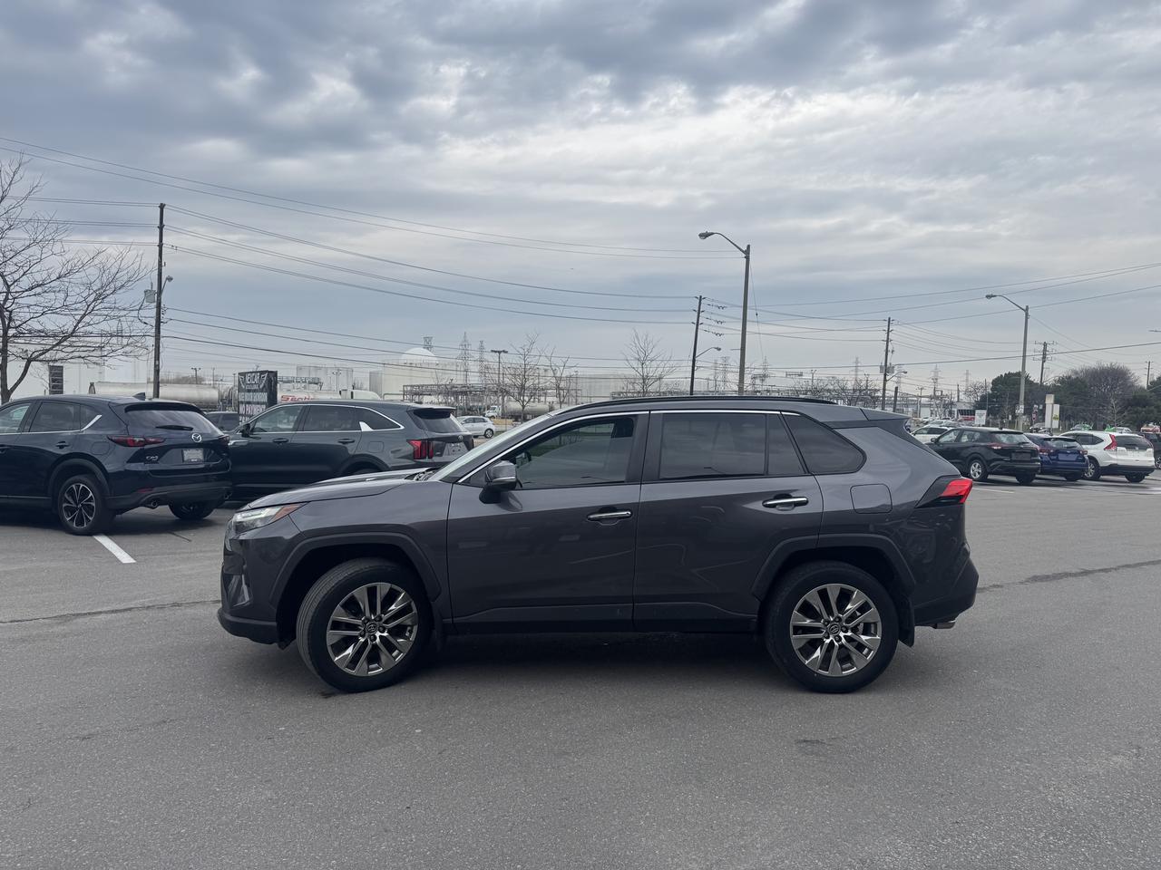 2022 Toyota RAV4 LIMITED AWD LEATHER SUNROOF NAV L/ASSIST B/SPOT CA Photo4