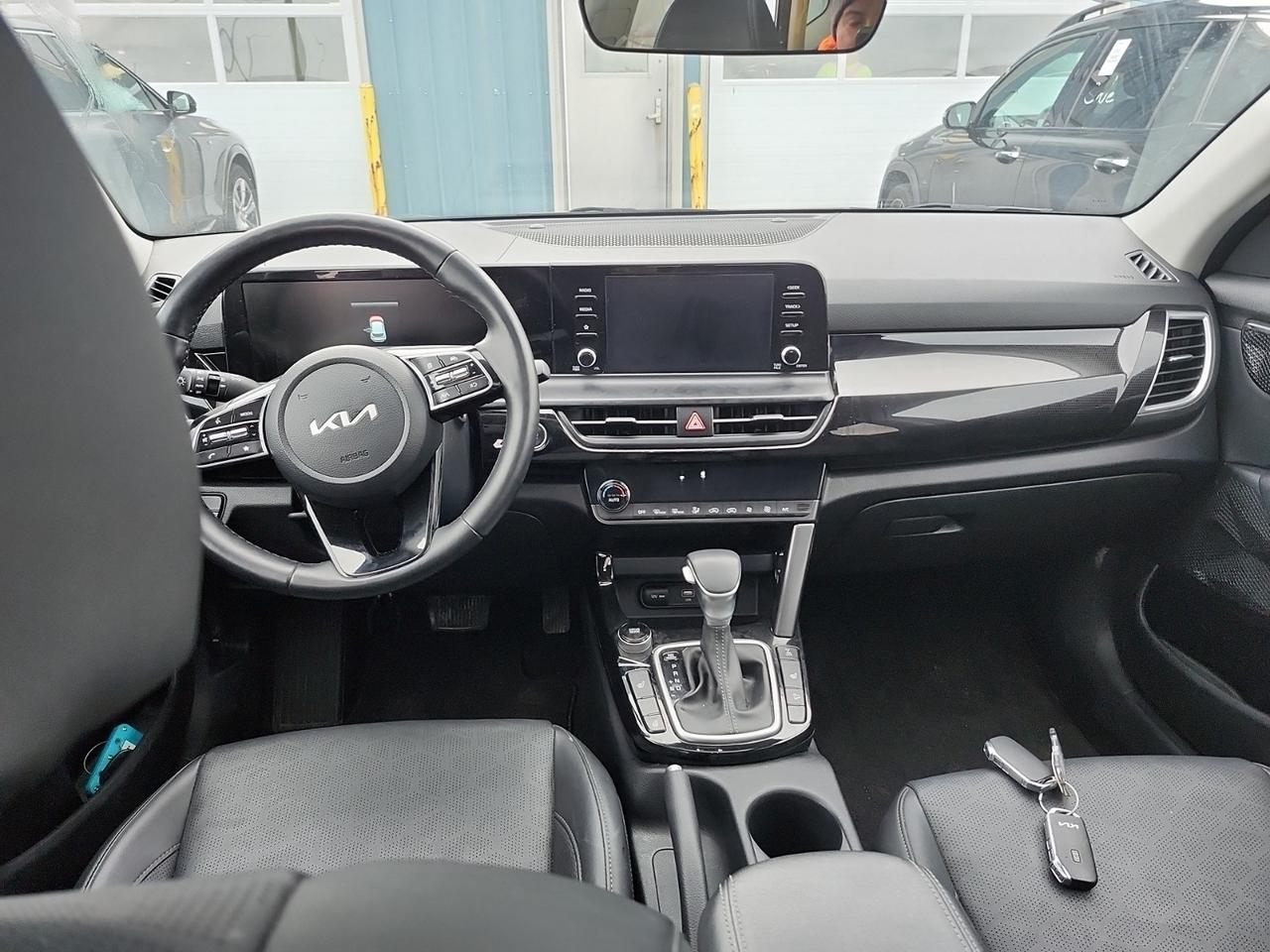 2024 Kia Seltos EX Photo