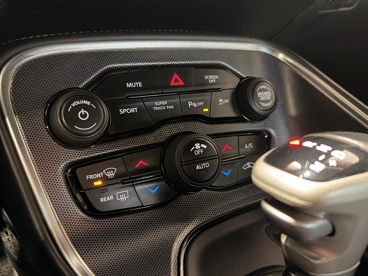 2017 Dodge Challenger SXT Plus+Track Pak+Safety Tec+New Tires+New Brakes Photo118