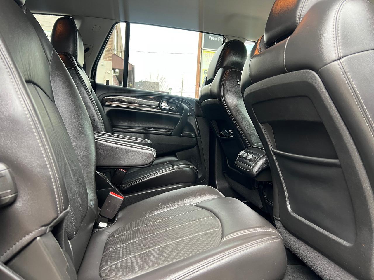 2017 Buick Enclave LEATHER -BACK CAM-BLUETOOTH-HEATED SEATS Photo