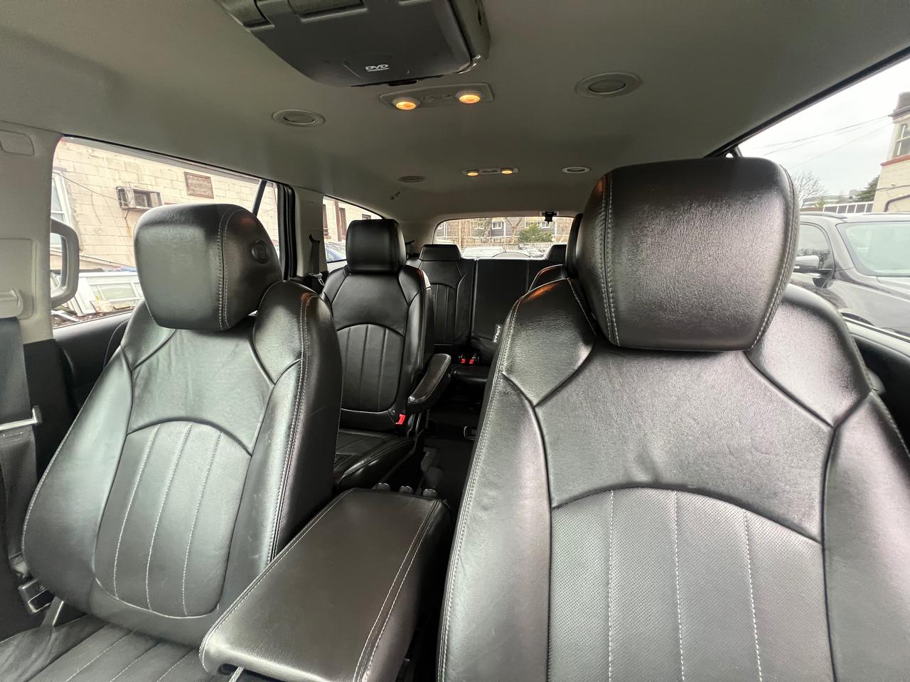 2017 Buick Enclave LEATHER -BACK CAM-BLUETOOTH-HEATED SEATS Photo