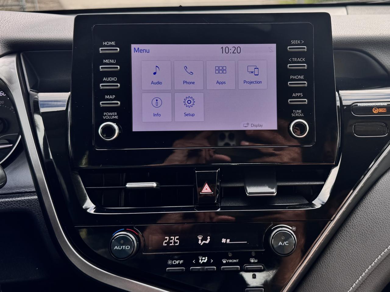 2023 Toyota Camry FINANCING AVAILABLE Photo13