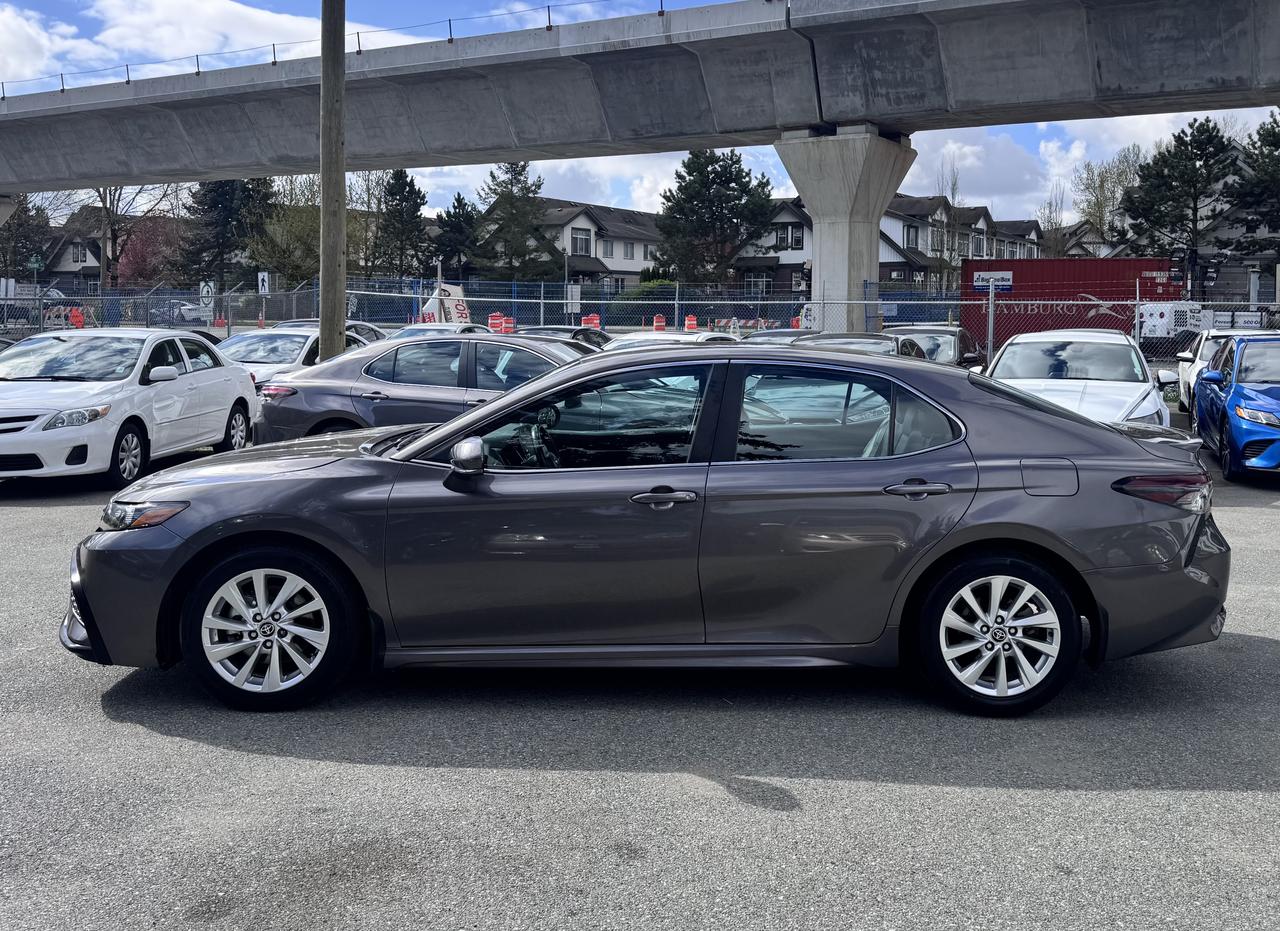2023 Toyota Camry FINANCING AVAILABLE Photo8