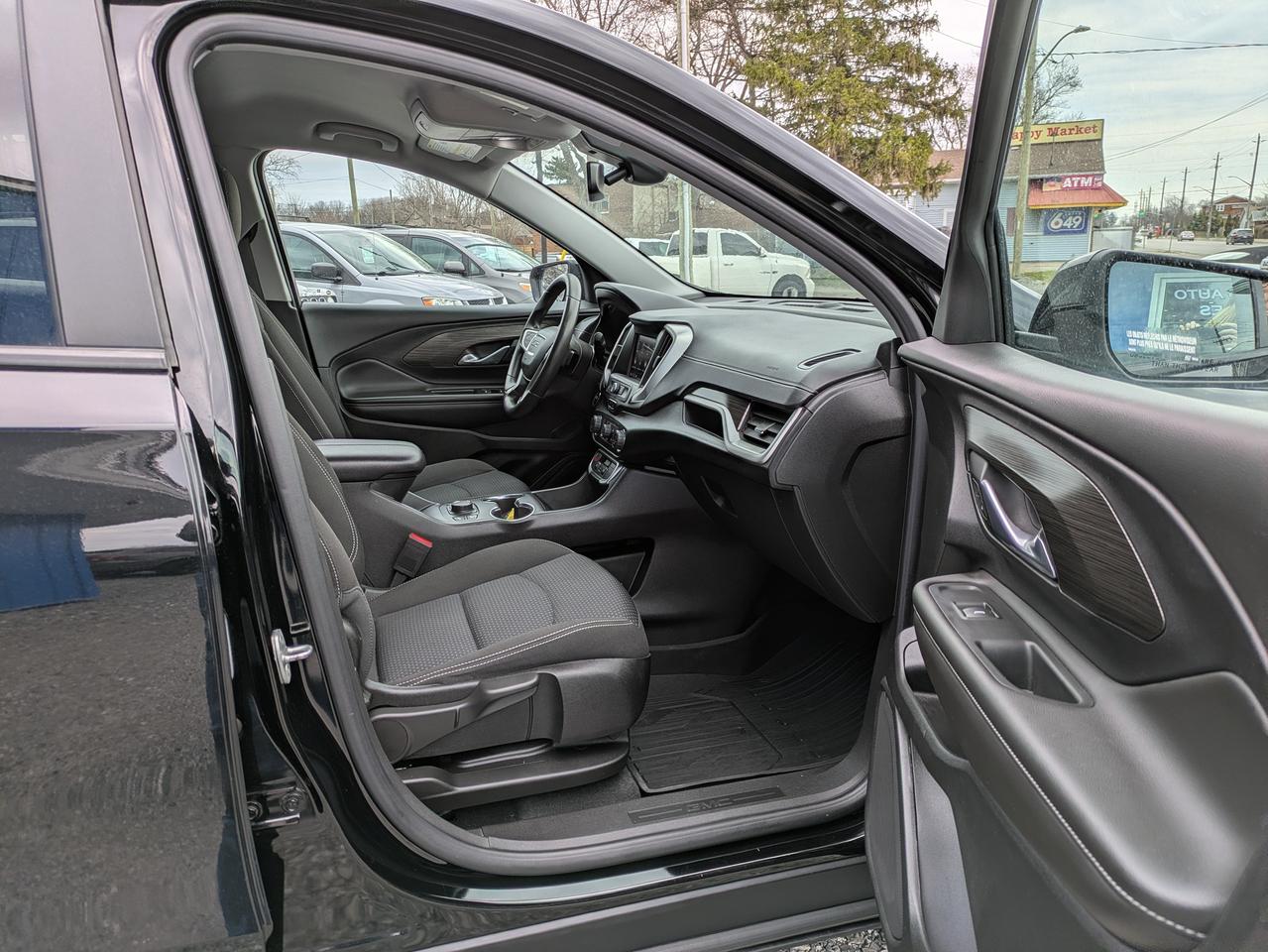 2022 GMC Terrain AWD 4DR SLE Photo