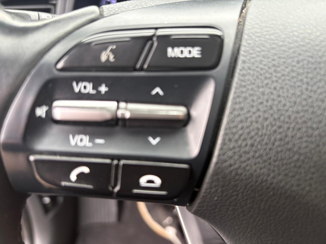 2019 Hyundai Elantra CERTIFIED,NO ACCIDENT,APPLE CARPLAY,ANDROID,S/ROOF Photo