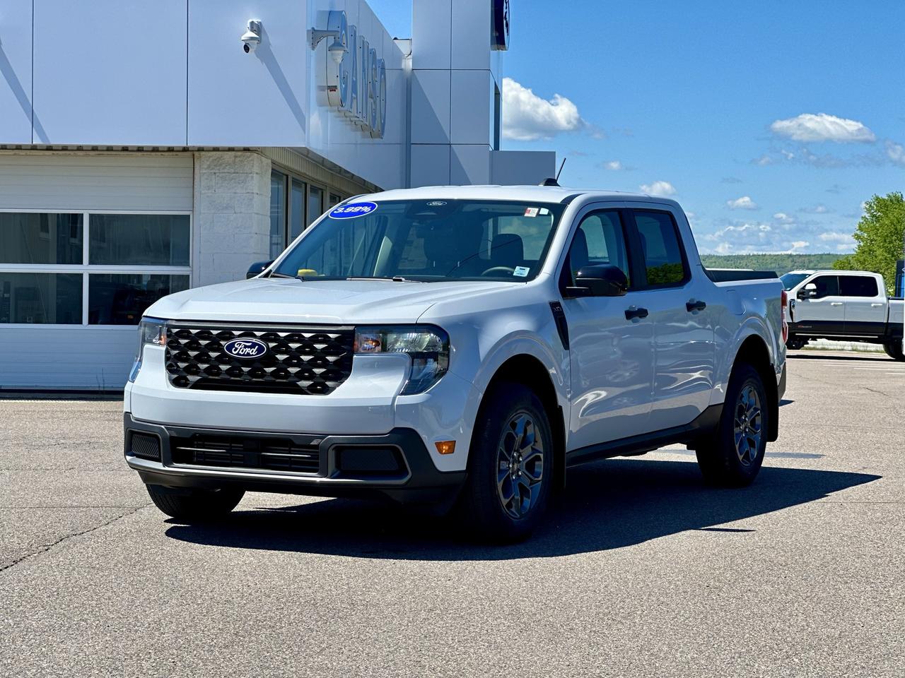 2026 Ford Maverick XLT AWD SuperCrew Photo2