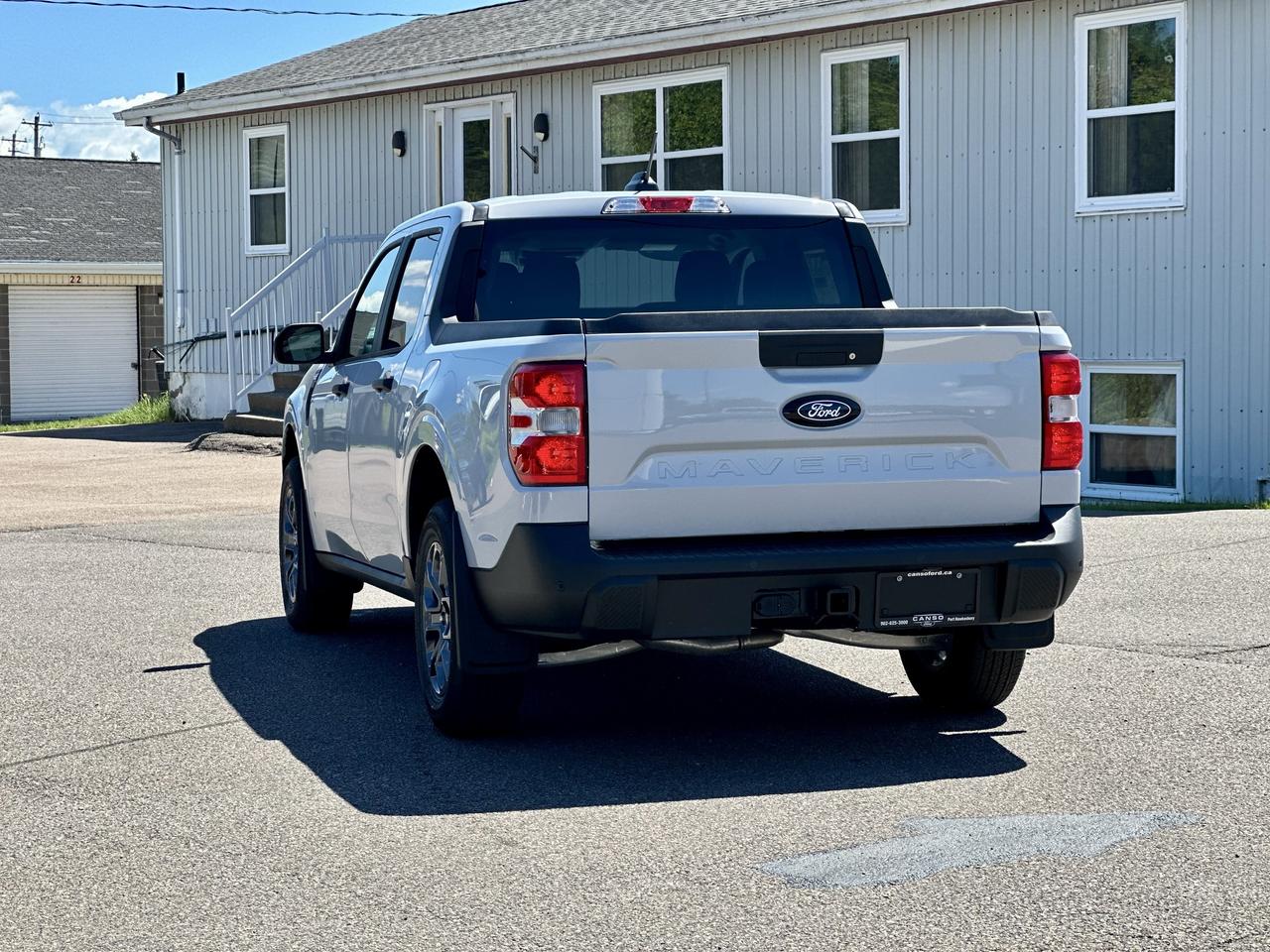 2026 Ford Maverick XLT AWD SuperCrew Photo3