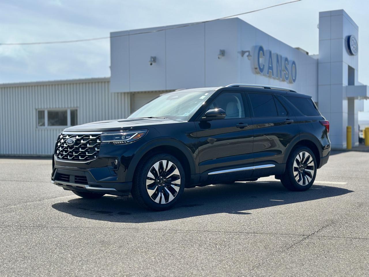 2026 Ford Explorer Platinum 4WD Photo3