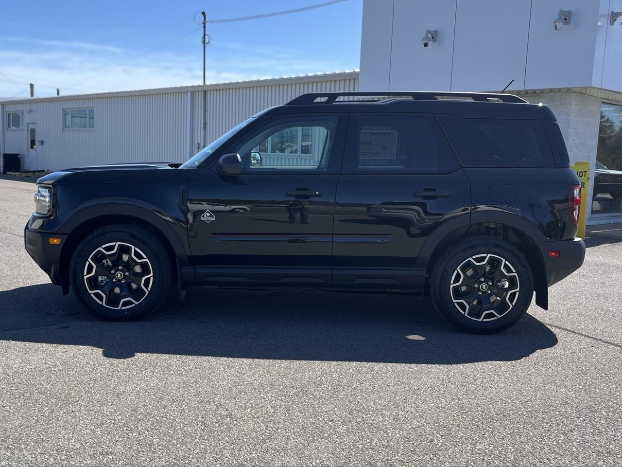 2026 Ford Bronco Sport Outer Banks 4x4 Photo3