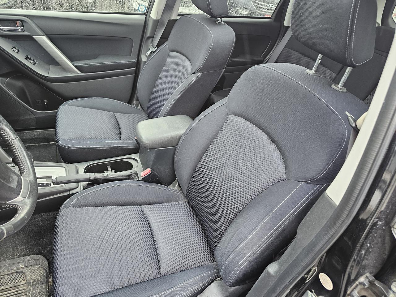 2015 Subaru Forester 5dr Wgn CVT 2.5i Touring Photo