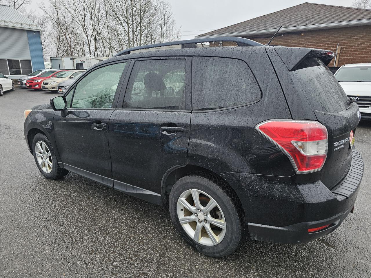 2015 Subaru Forester 5dr Wgn CVT 2.5i Touring Photo