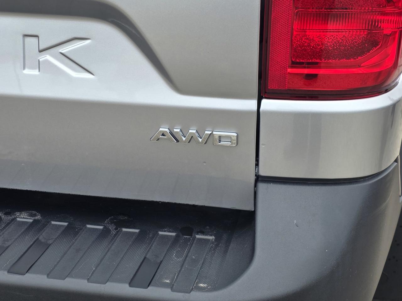 2022 Ford Maverick XLT AWD Photo
