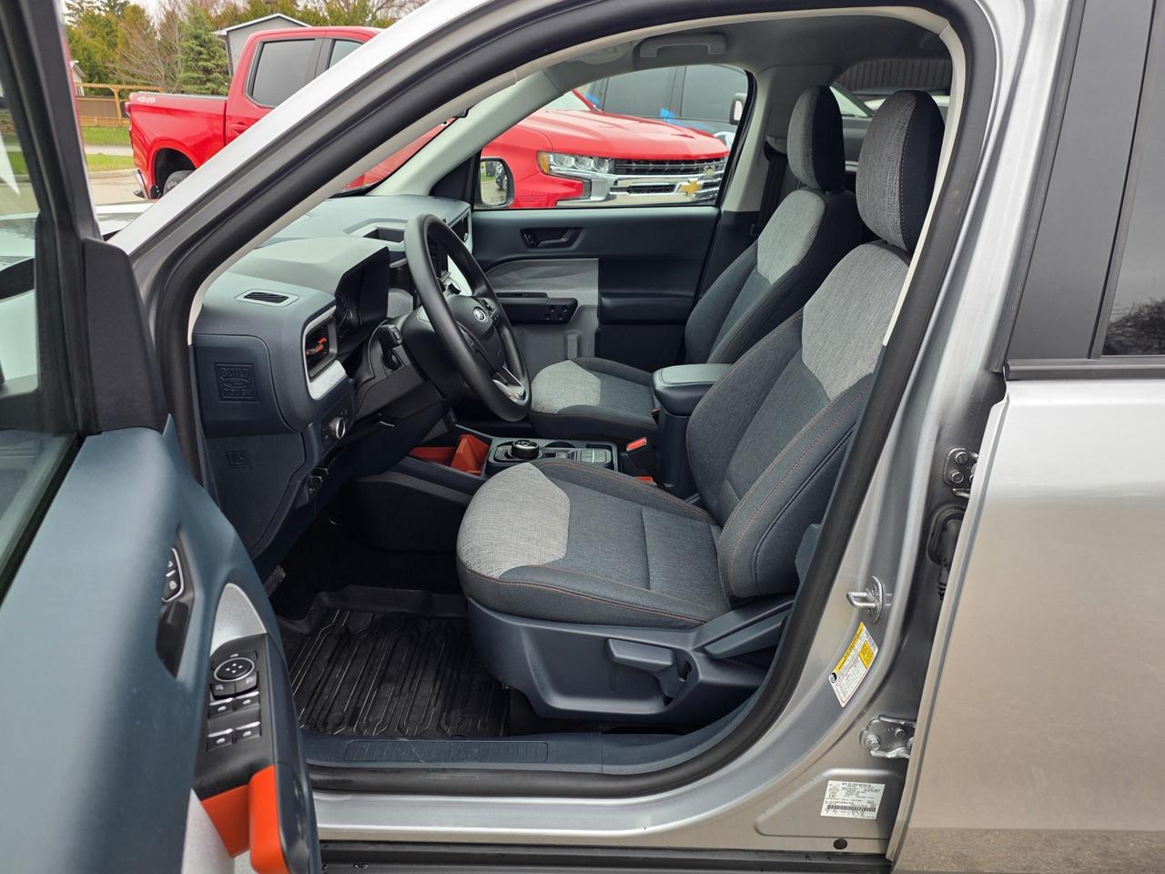 2022 Ford Maverick XLT AWD Photo
