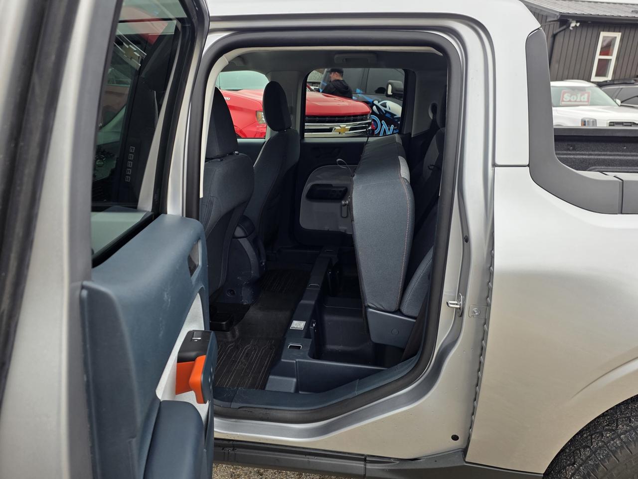 2022 Ford Maverick XLT AWD Photo
