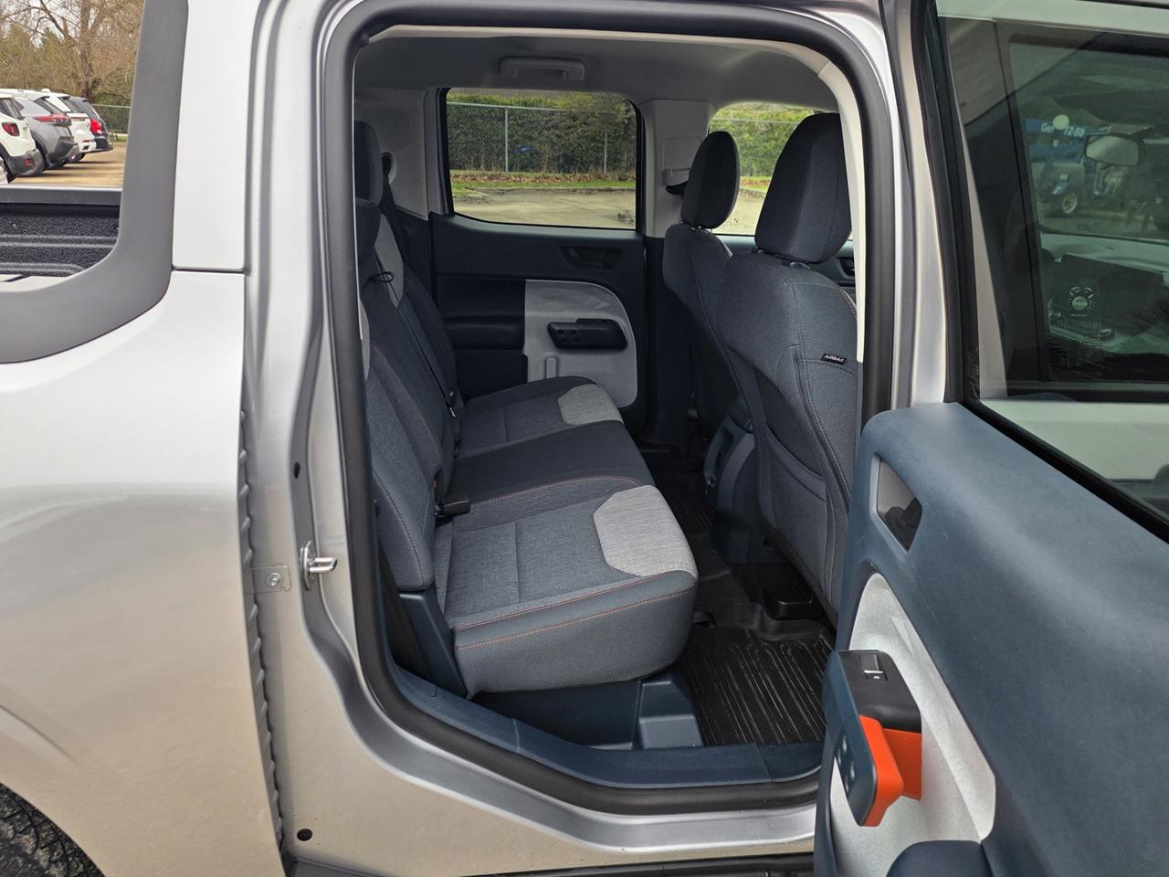 2022 Ford Maverick XLT AWD Photo