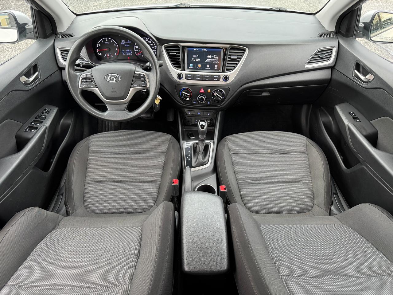 2019 Hyundai Accent Preferred+Winter+New All Season Tires+CLEAN CARFAX Photo1
